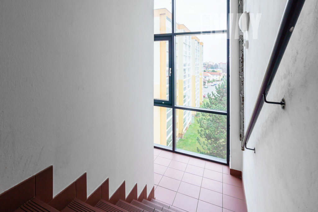 1+1 Chvatěrubská 366, Praha 8 – Čimice