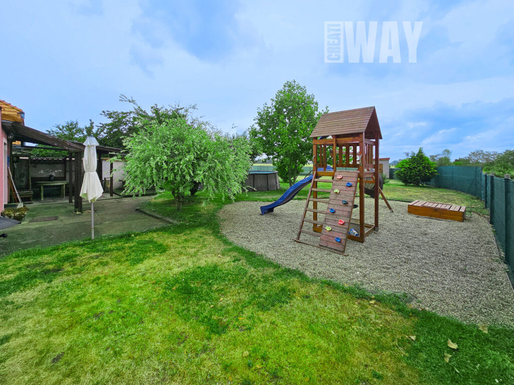 Vraňany 164, rodinný dům s pozemkem