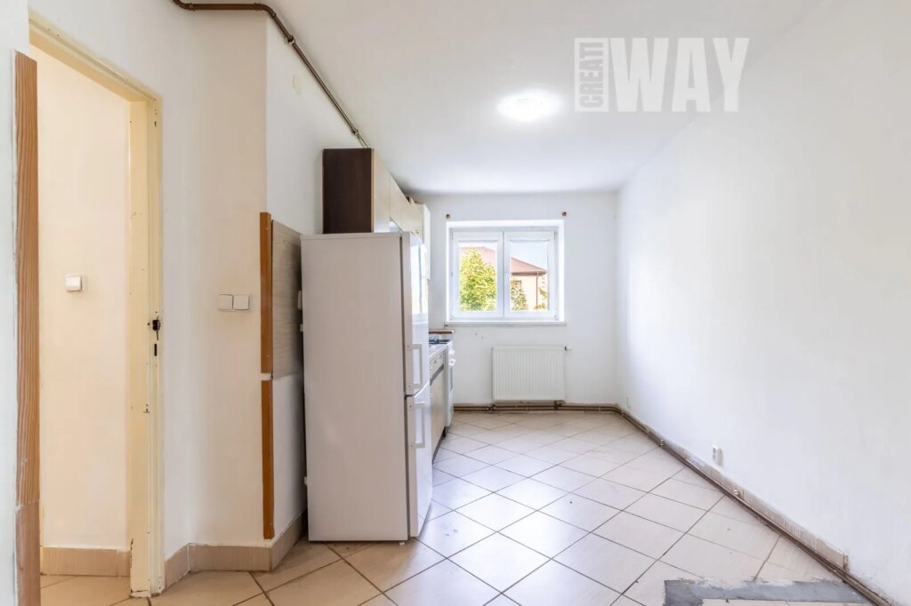 NERATOVICE: BYT 2+1 K REKONSTRUKCI V KOMPLETNĚ OPRAVENÉM DOMĚ