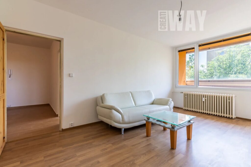 ČTYŘPOKOJOVÝ BYT V LOUNECH S VÝHLEDEM, KTERÝ JINDE NEUVIDÍTE