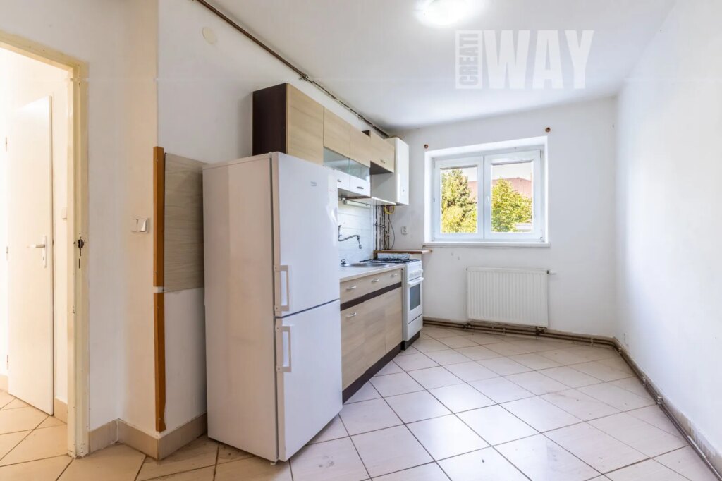 NERATOVICE: BYT 2+1 K REKONSTRUKCI V KOMPLETNĚ OPRAVENÉM DOMĚ