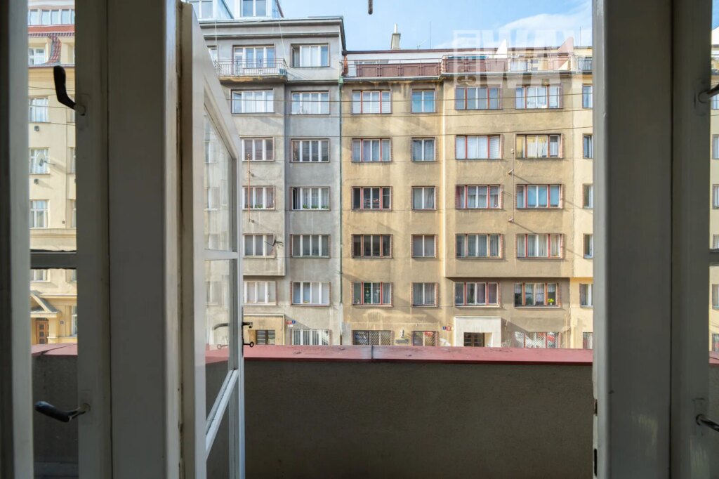 DRUŽSTEVNÍ BYT 3+KK, 88M2 S NESPLACENOU ANUITOU 3,5MIL. KČ