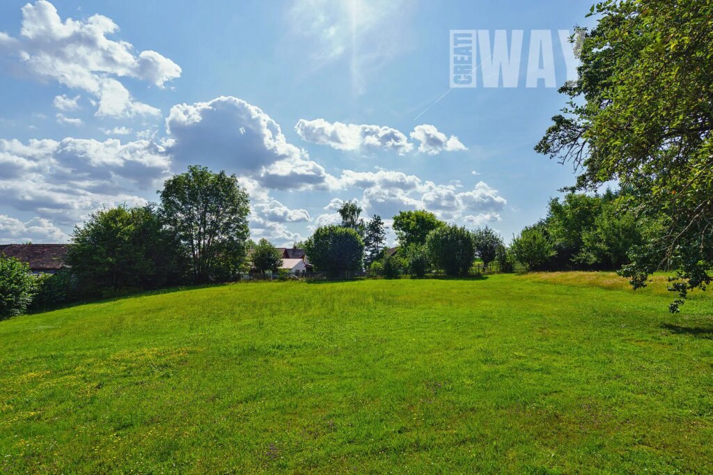 Dobrošovice – Jesenice pozemek na bydlení