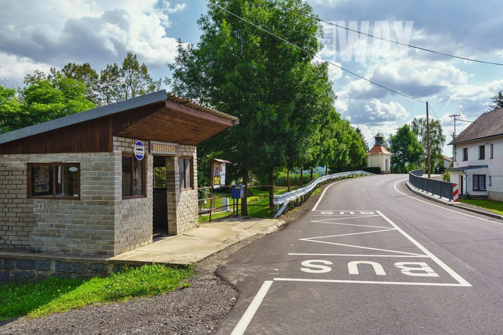 Dobrošovice – Jesenice pozemek na bydlení