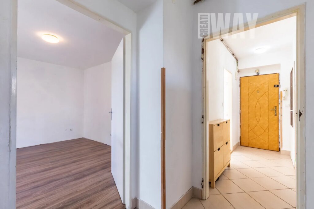 NERATOVICE: BYT 2+1 K REKONSTRUKCI V KOMPLETNĚ OPRAVENÉM DOMĚ