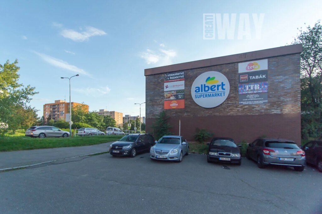 BYT 3+1 PŘED REKONSTRUKCÍ NEDALEKO METRA HÁJE aneb „DOBRÝ SOUSED JE K NEZAPLACENÍ“