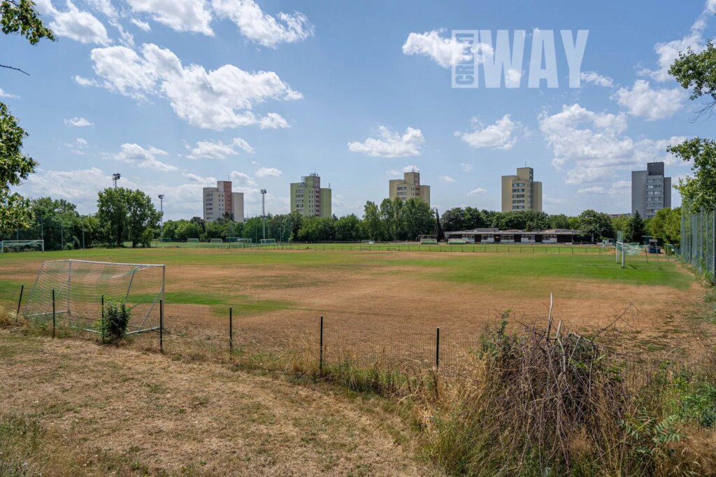 3+1 KE KOMPLETNÍ REKONSTRUKCI, PRAHA 8, STŘÍŽKOV