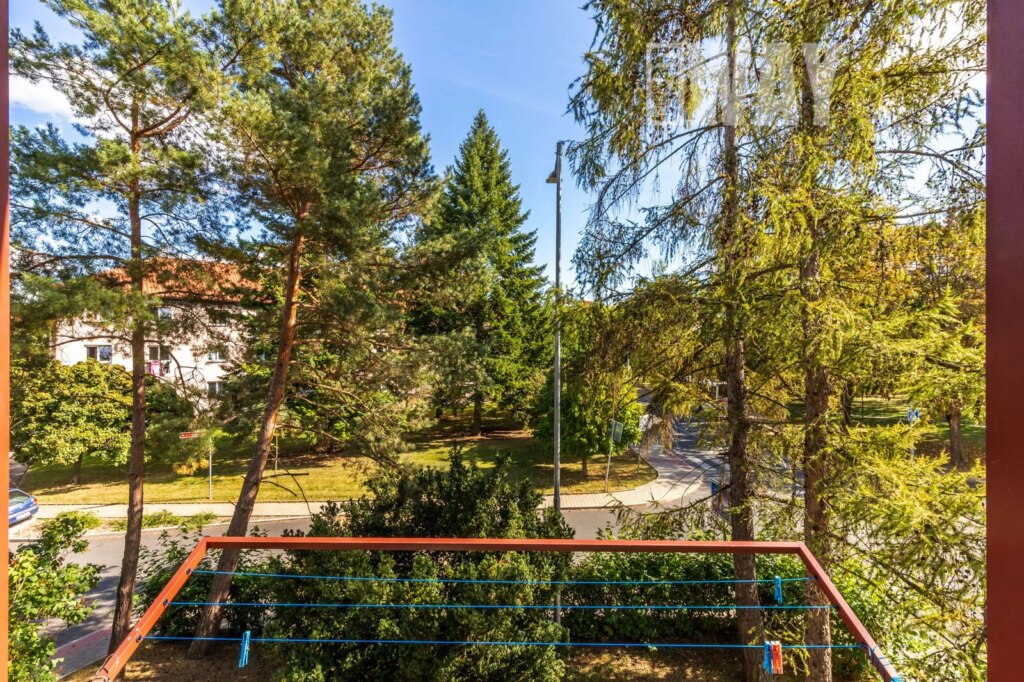 NERATOVICE: BYT 2+1 K REKONSTRUKCI V KOMPLETNĚ OPRAVENÉM DOMĚ