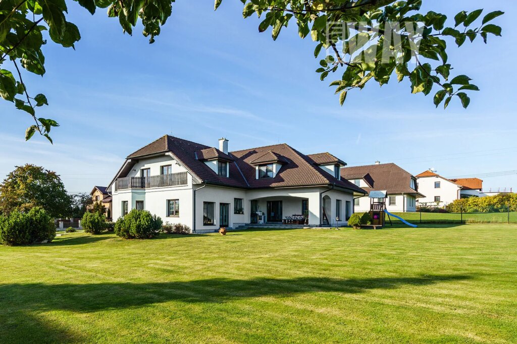 RD Na Dědince, Pacov, Říčany (V)