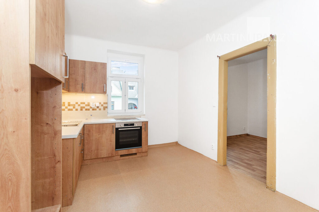 2+1 2. NP Vykáňská 19, Strašnice