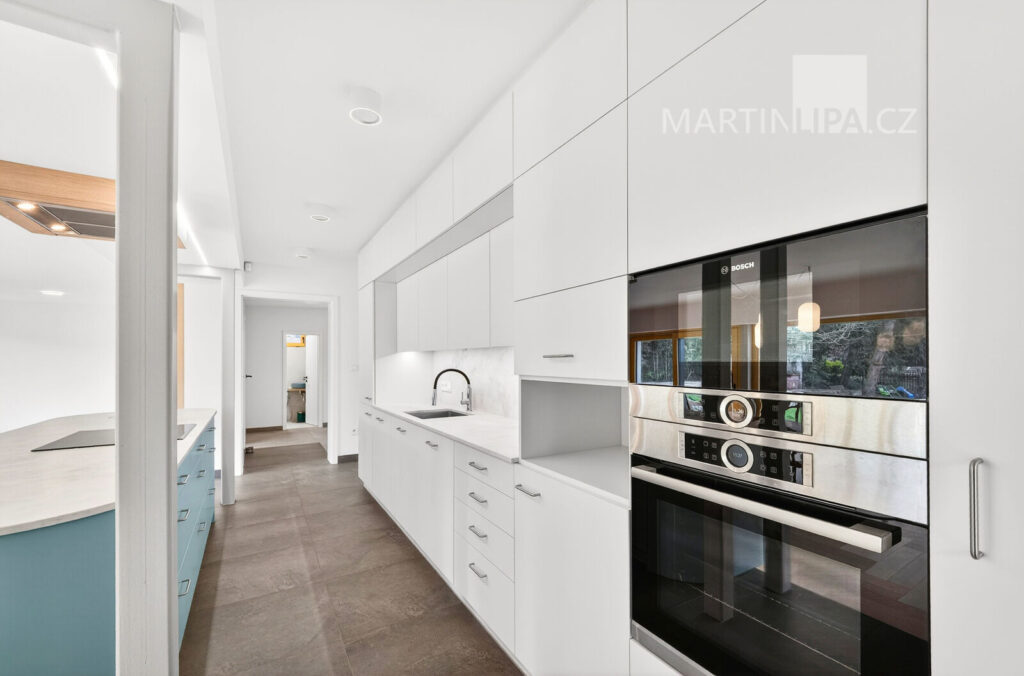 Pronájem fantastického domu v Černošicích