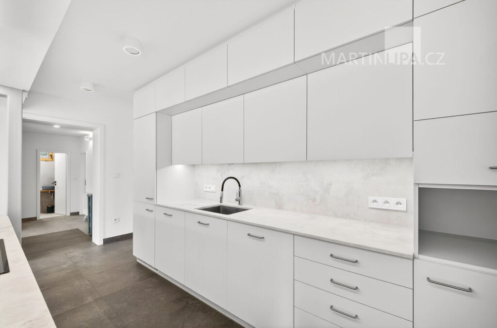 Pronájem fantastického domu v Černošicích