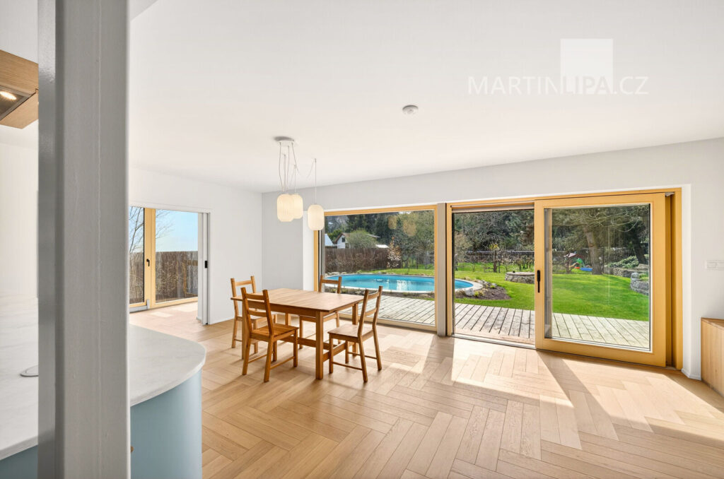 Pronájem fantastického domu v Černošicích