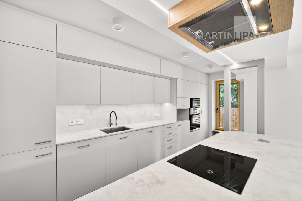 Pronájem fantastického domu v Černošicích