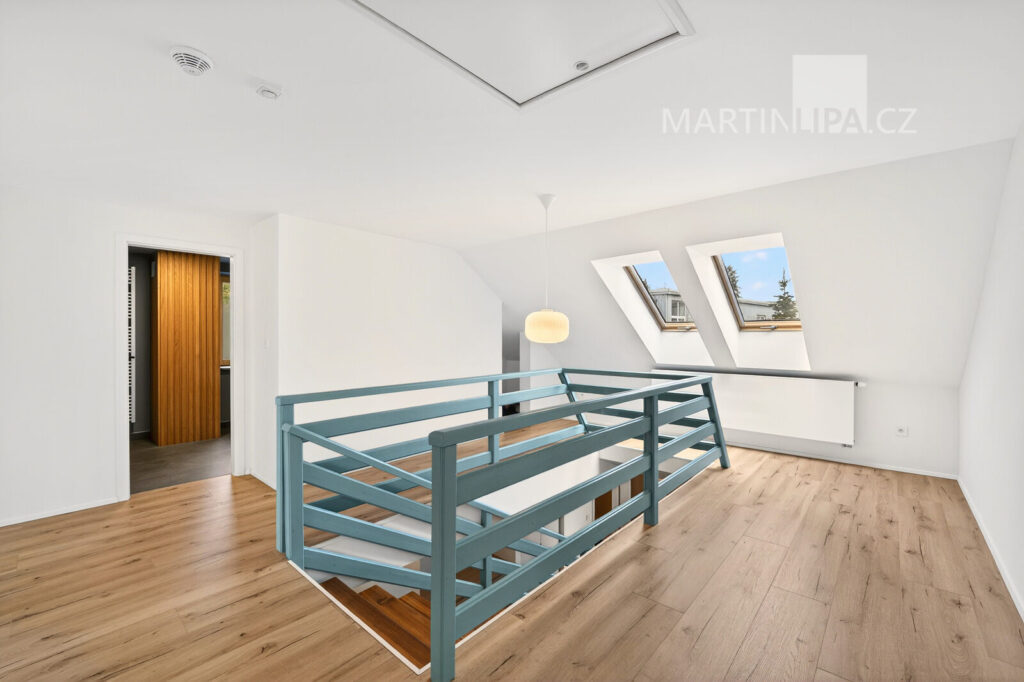 Pronájem fantastického domu v Černošicích