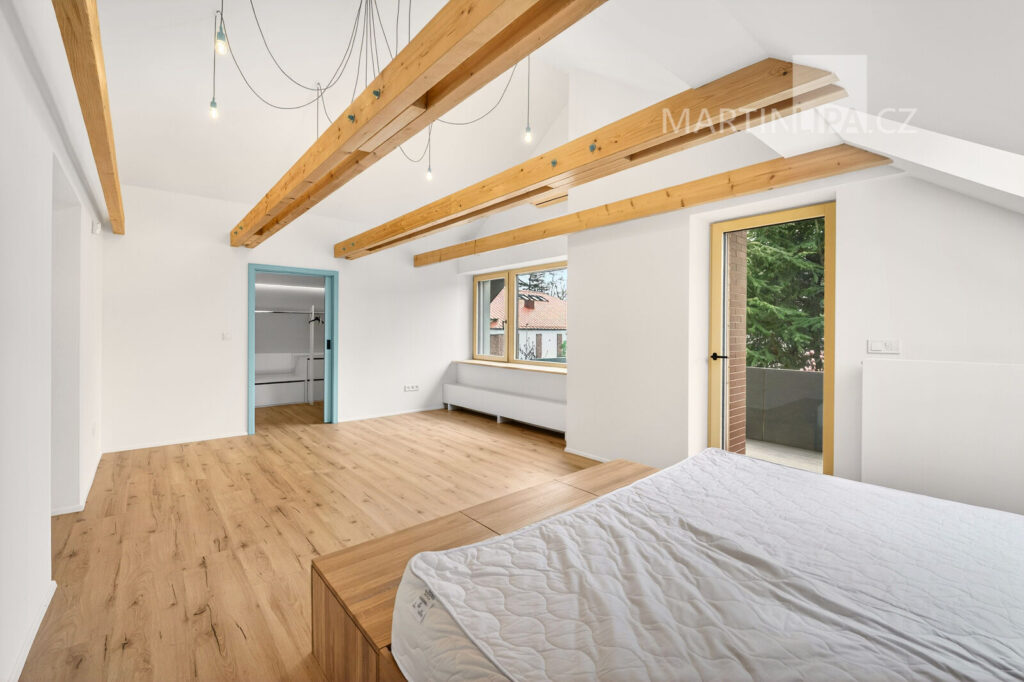 Pronájem fantastického domu v Černošicích