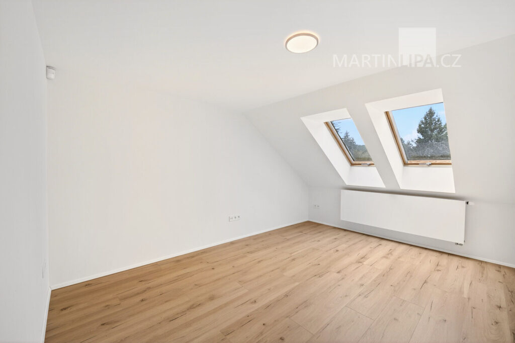 Pronájem fantastického domu v Černošicích