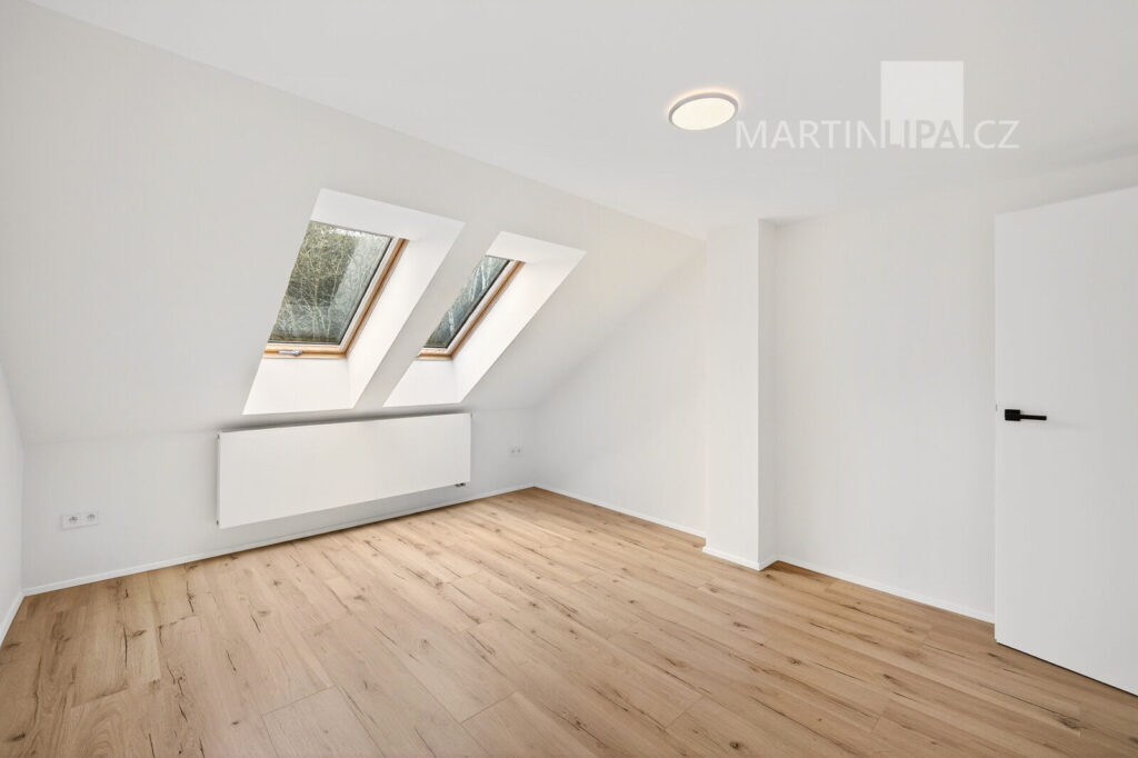 Pronájem fantastického domu v Černošicích