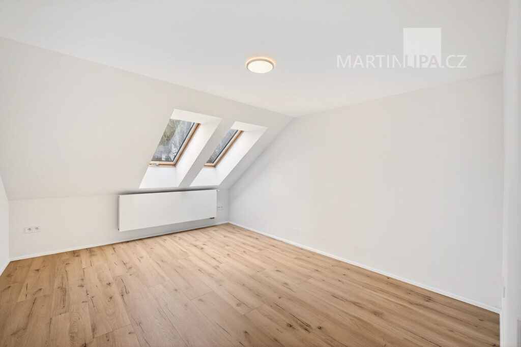 Pronájem fantastického domu v Černošicích