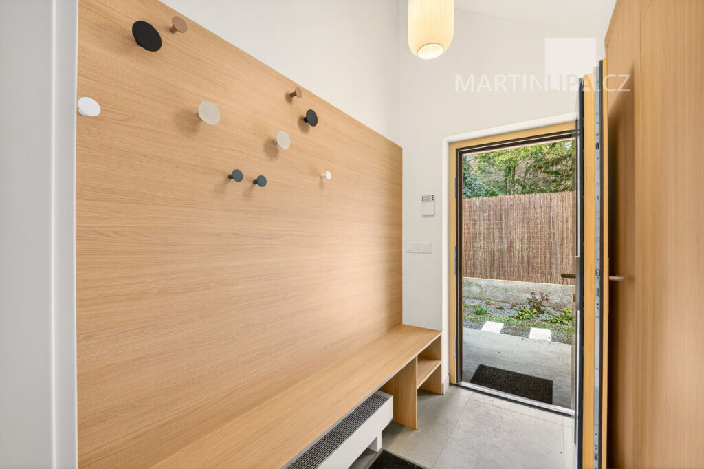 Pronájem fantastického domu v Černošicích