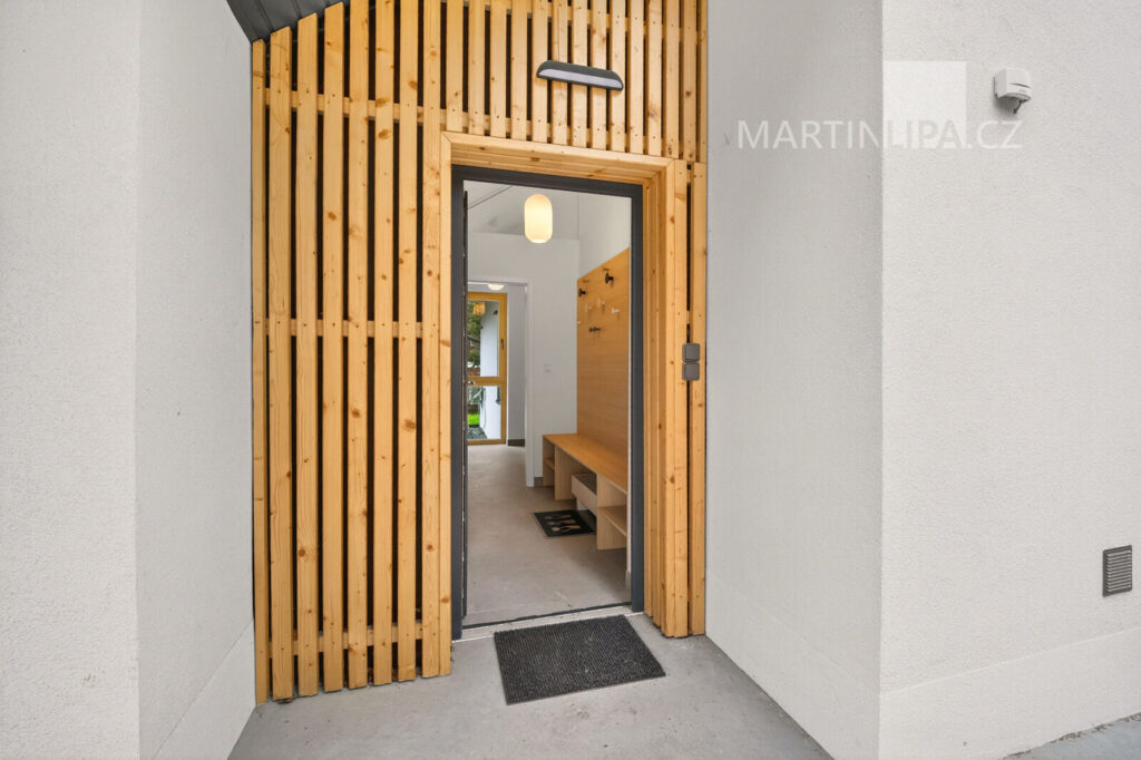 Pronájem fantastického domu v Černošicích