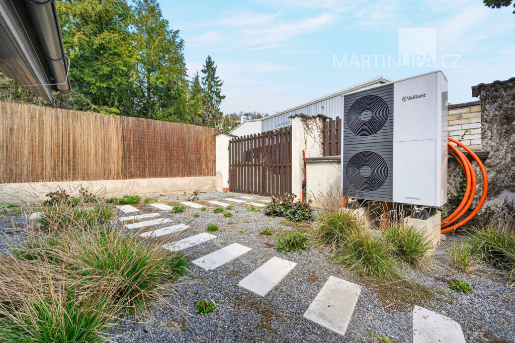 Pronájem fantastického domu v Černošicích