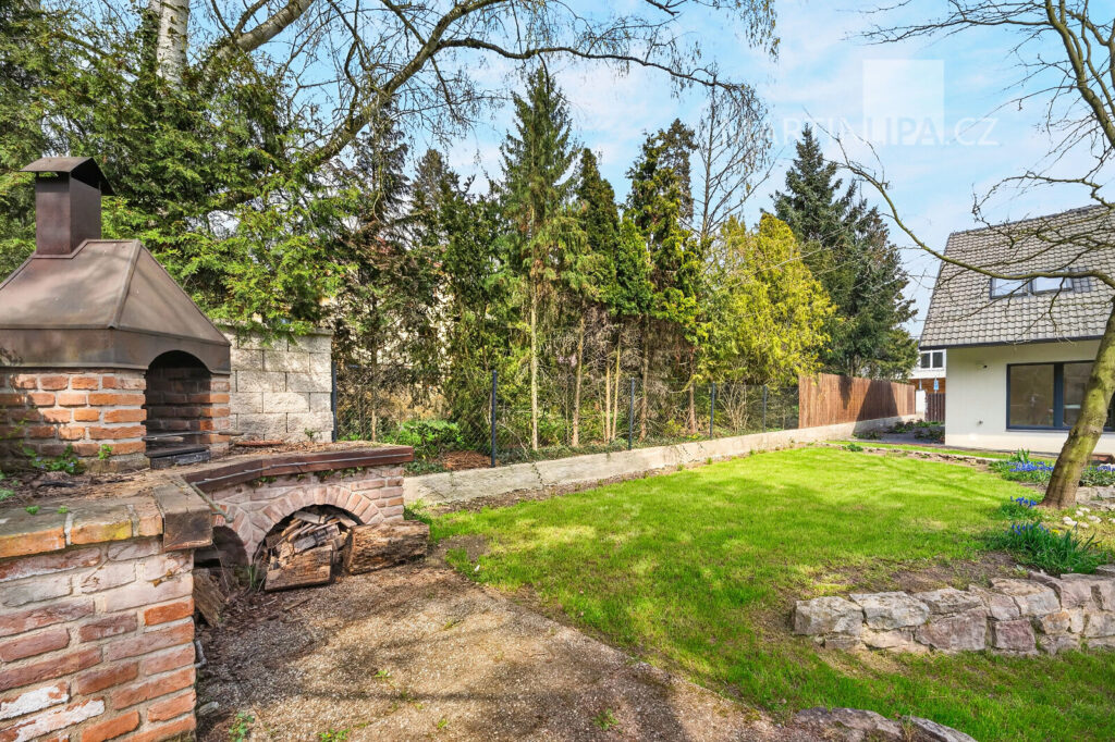 Pronájem fantastického domu v Černošicích