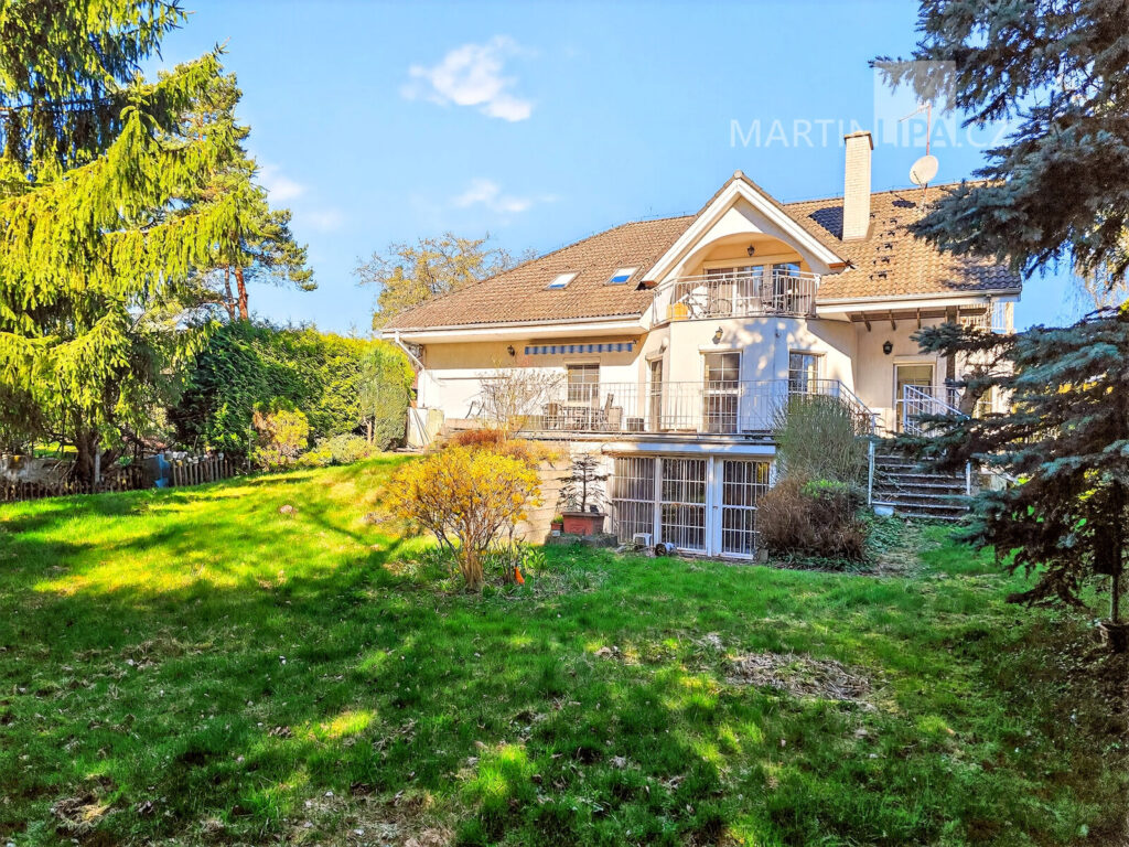 Dvougenerační vila na Cyrilově