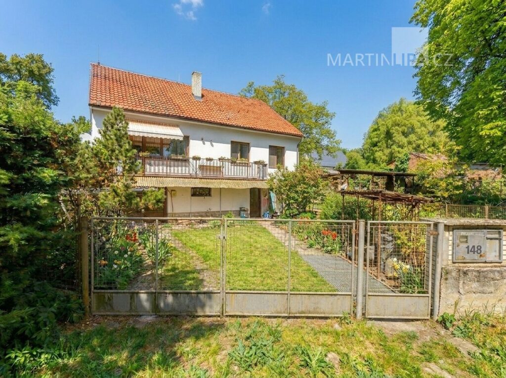 Ráby pod Kunětickou horou