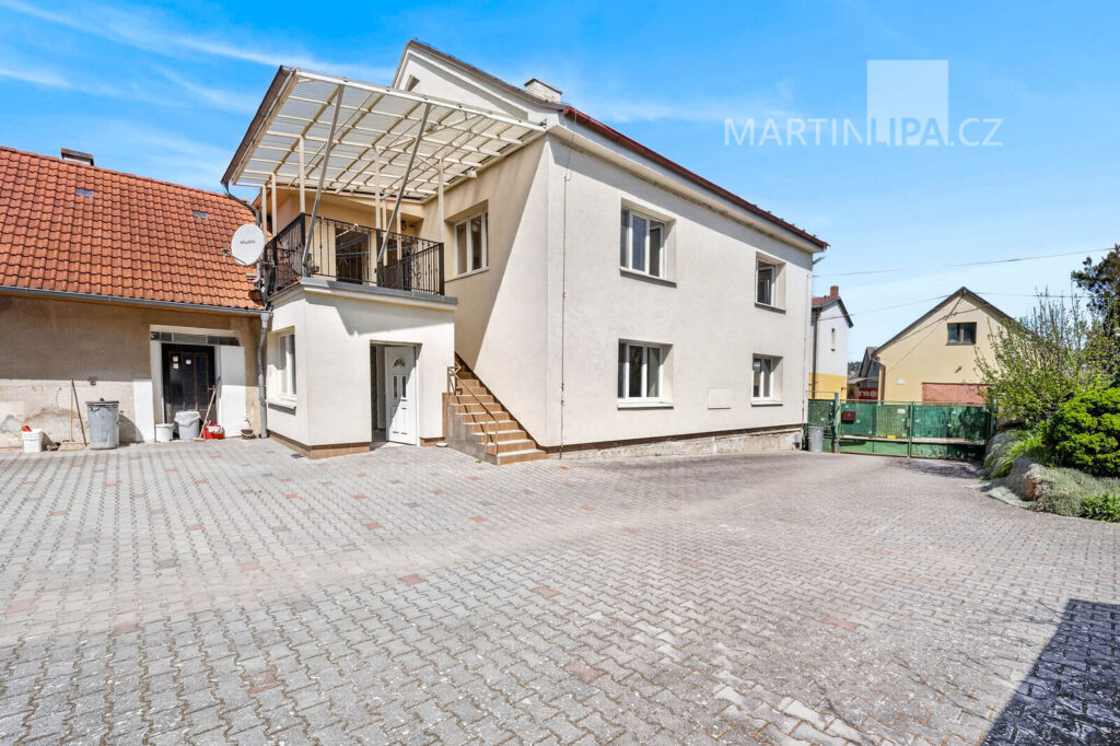 Hostěradice – vícegenerační dům