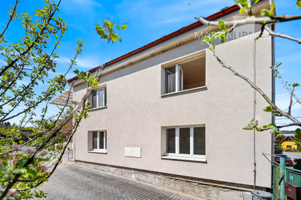 Hostěradice – vícegenerační dům