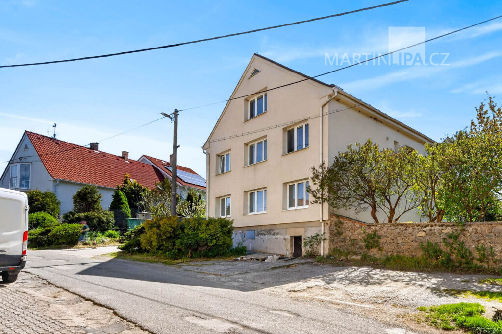 Hostěradice – vícegenerační dům