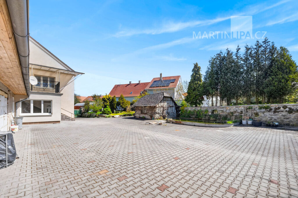 Hostěradice – vícegenerační dům