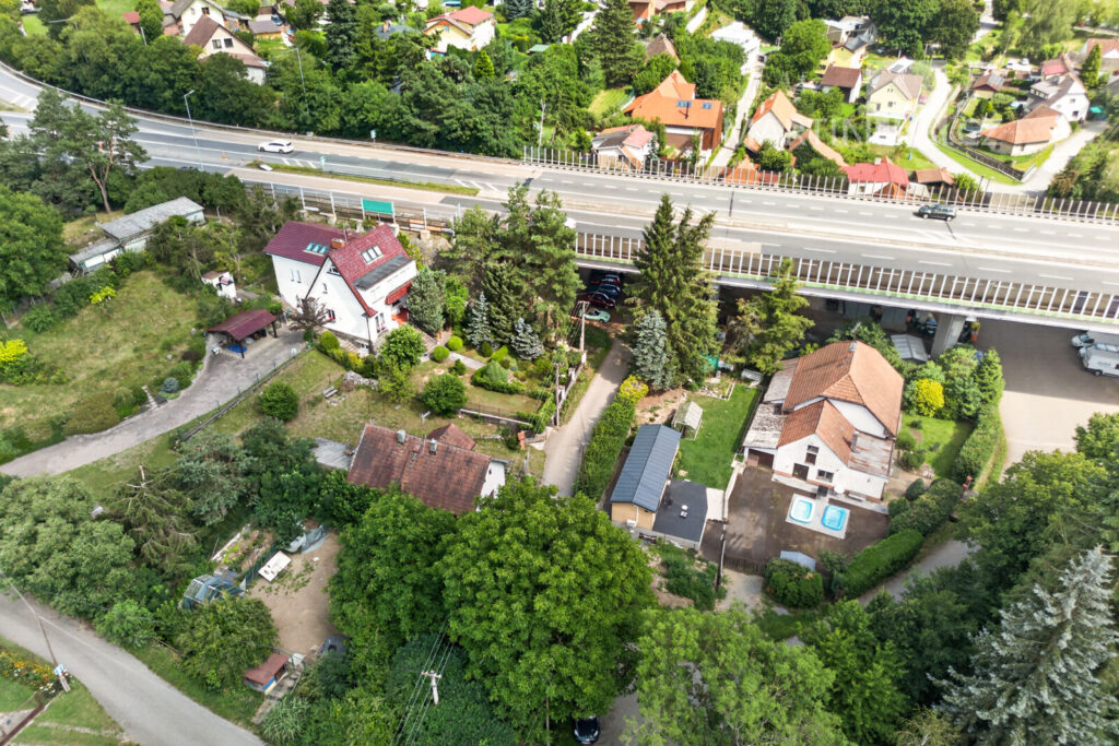 Mirošovice, Pod Mostem 116 – RD k rekonstrukci či přestavbě