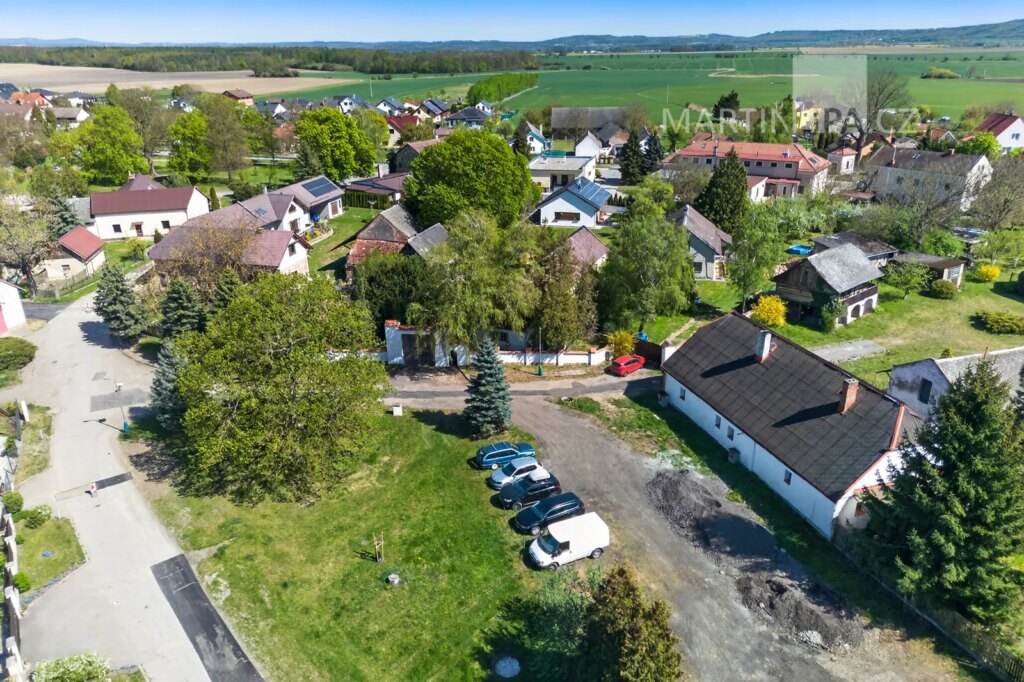 Dolní Stakory – Špýcharový dvorec ke kompletní rekonstrukci