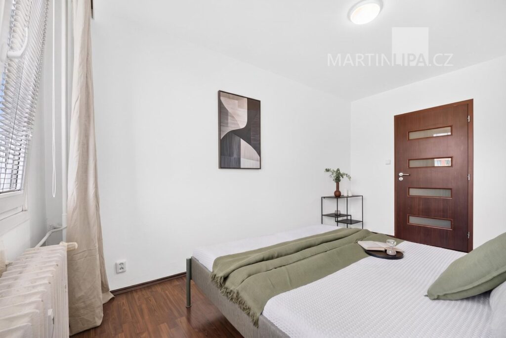 2kk Famfulíkova 1134/12, Praha