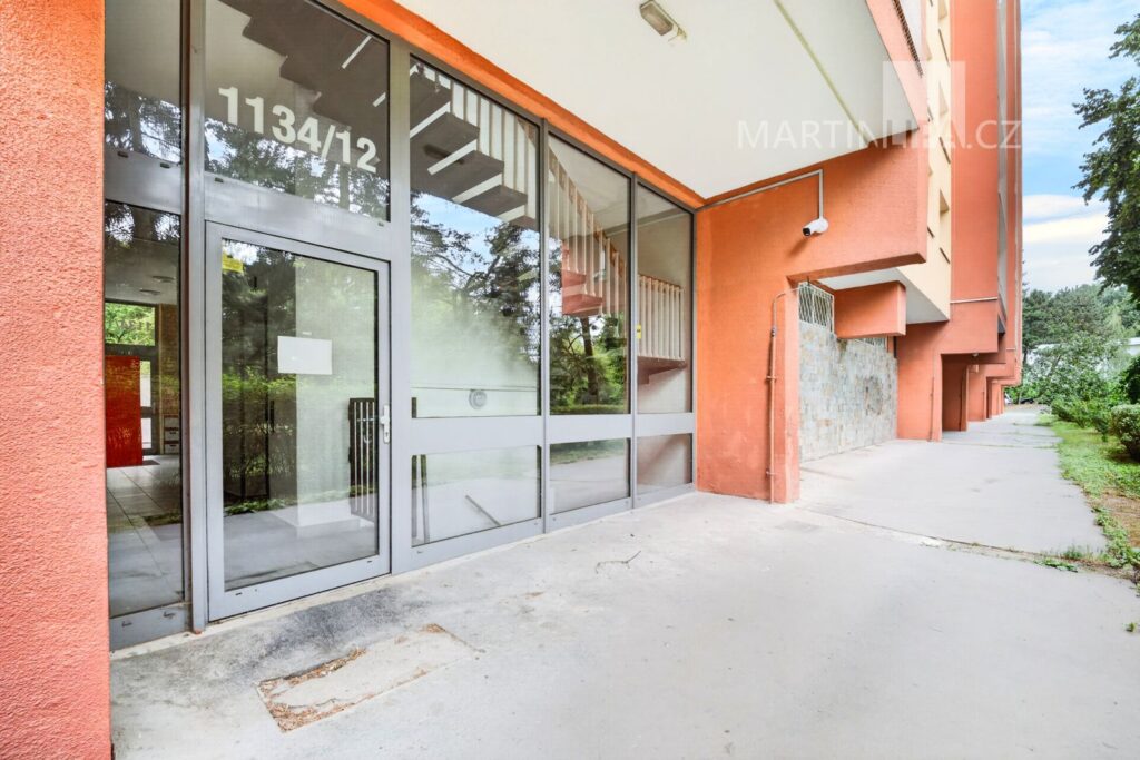 2kk Famfulíkova 1134/12, Praha