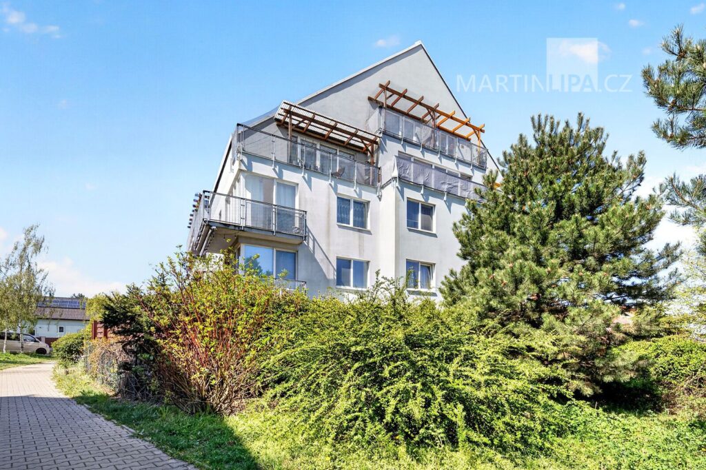 3+kk se zahradou, Pod Nouzovem 959/5, Praha 9 Kbely